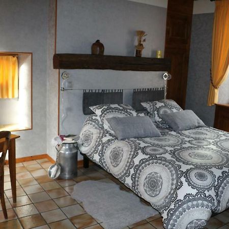 Gîte l'École Buissonnière Cheu Esterno foto
