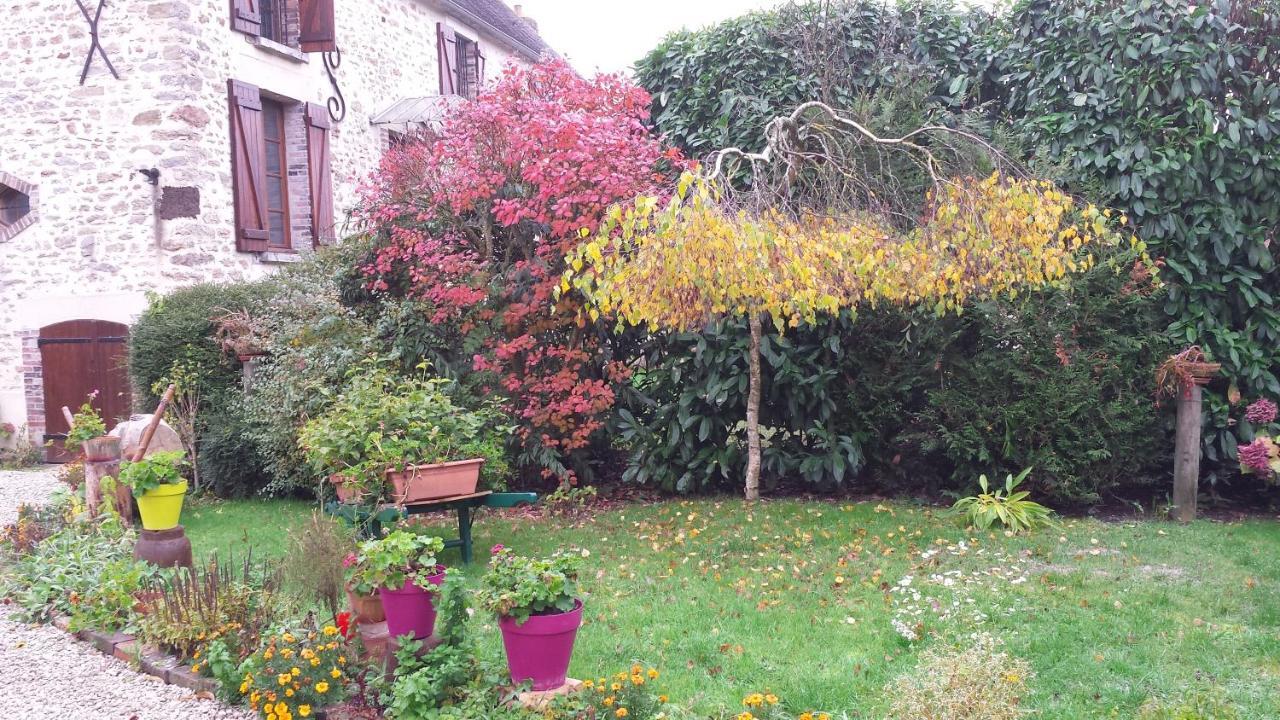 Gîte l'École Buissonnière Cheu Esterno foto